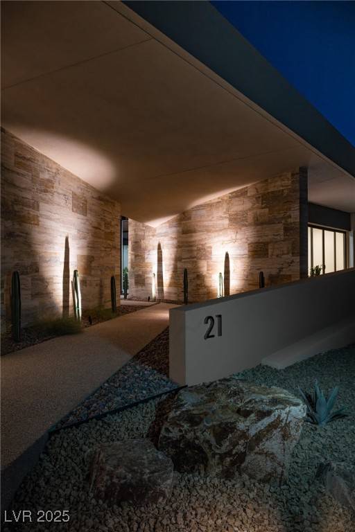 Henderson, NV 89012,21 Rockstream DR