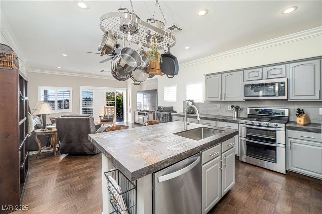 Las Vegas, NV 89144,10633 Tinta LN
