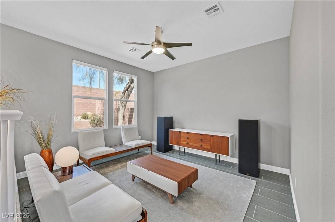 Las Vegas, NV 89143,9221 Steeltree ST