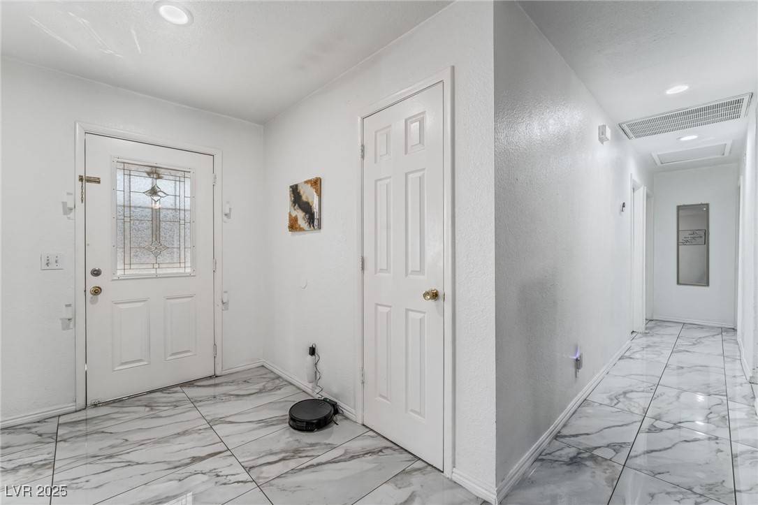 Las Vegas, NV 89104,4870 E Colorado AVE