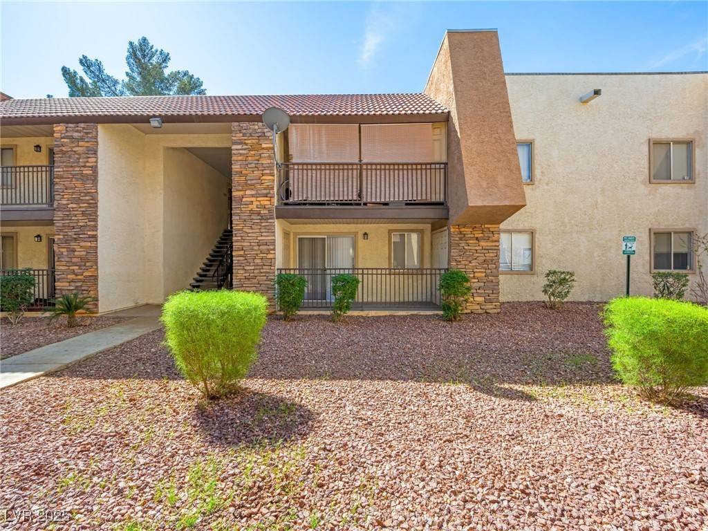Las Vegas, NV 89103,5339 Indian River DR #281