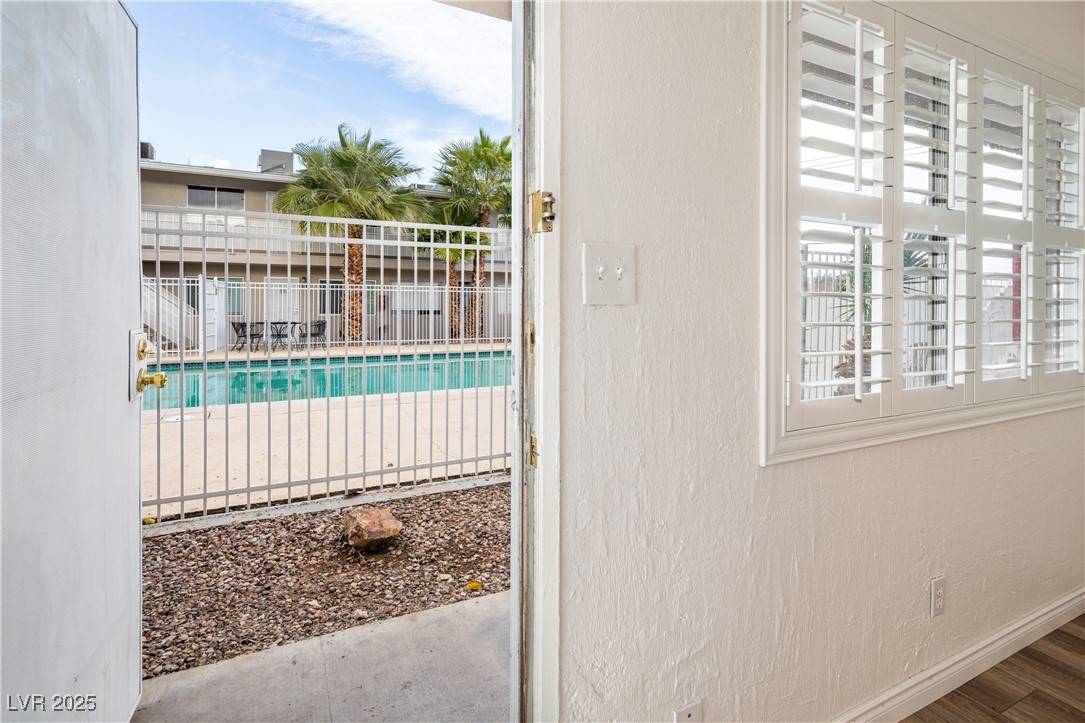 Las Vegas, NV 89107,204 Orland ST #2