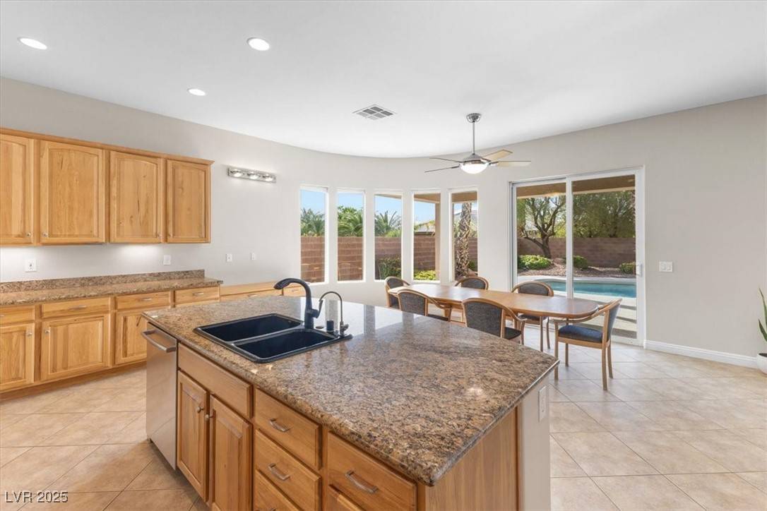 Las Vegas, NV 89131,6895 Kelp Ledge CT