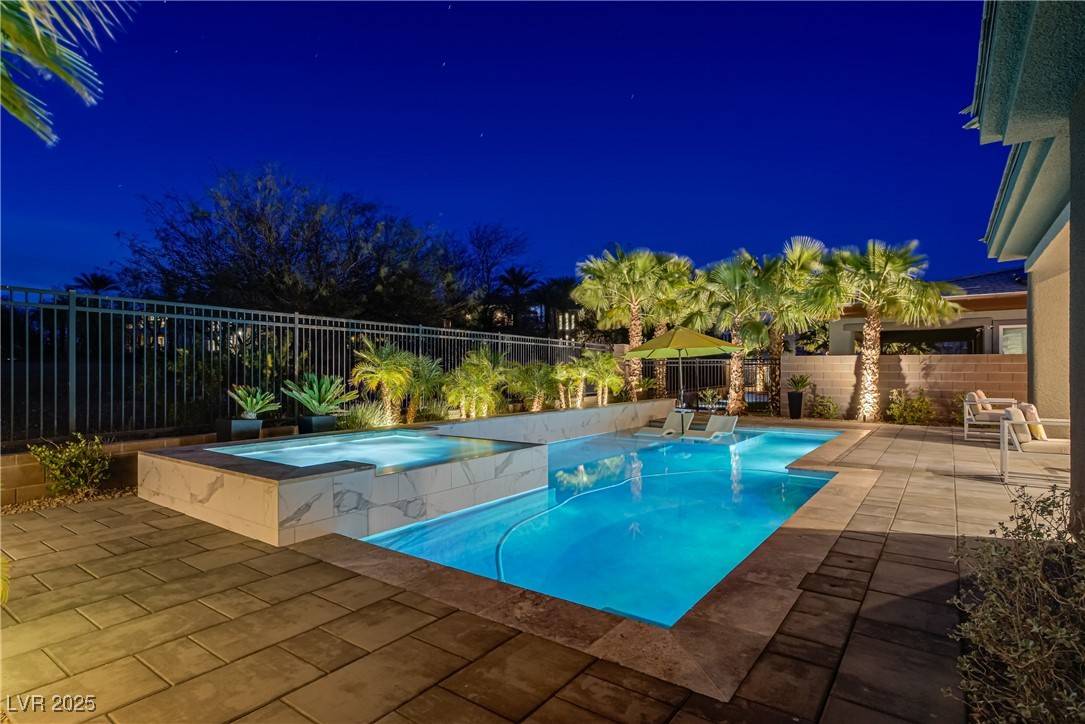 Henderson, NV 89011,8 Reflection Cove DR
