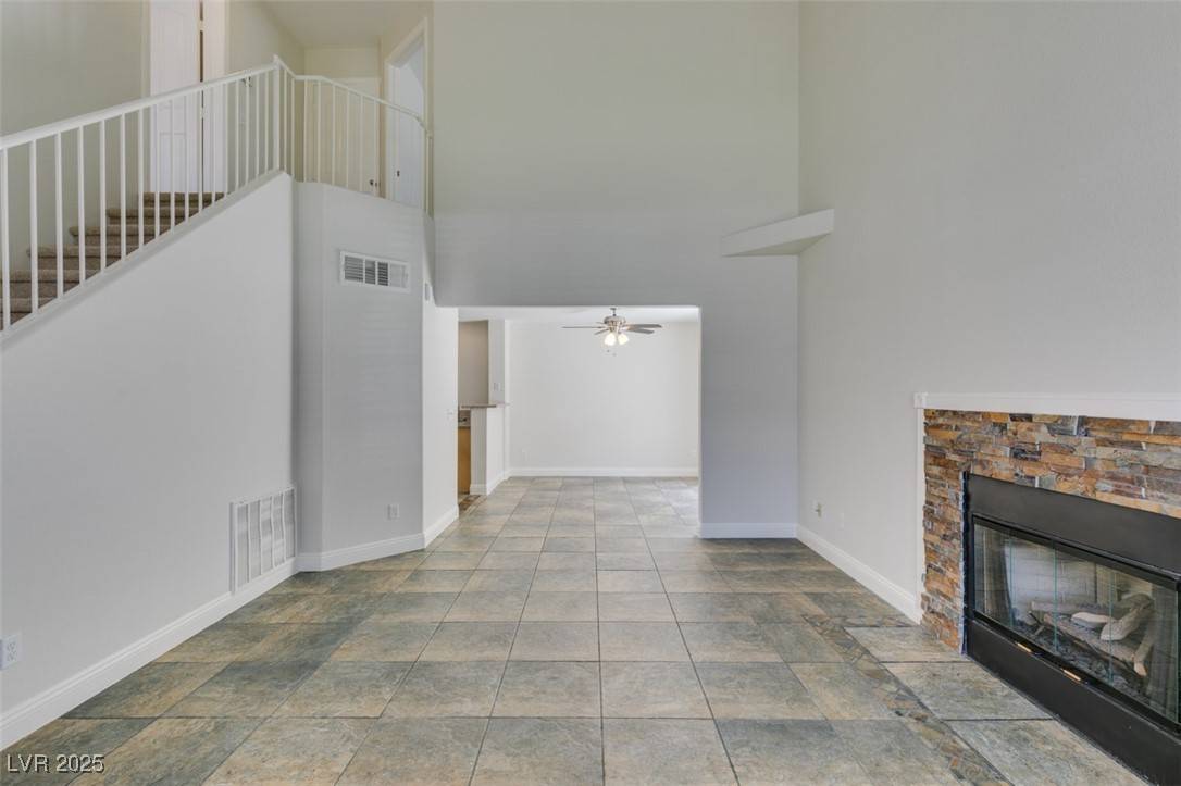 Henderson, NV 89074,200 Luninborg ST