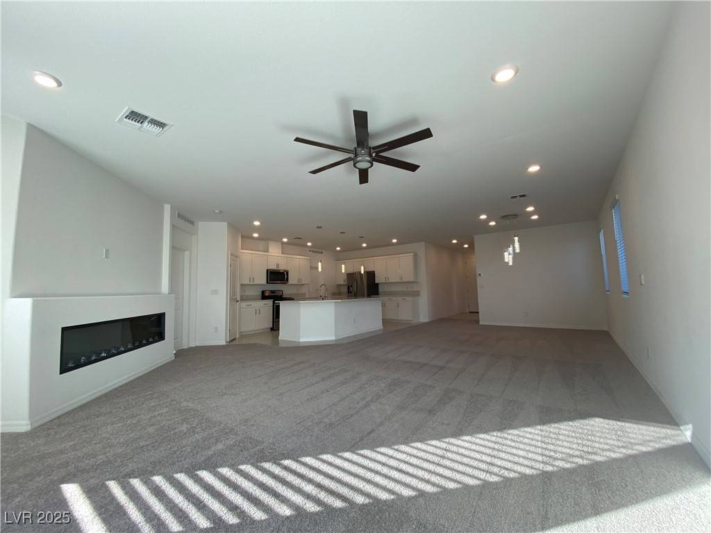 Las Vegas, NV 89113,7109 Moss Hill AVE