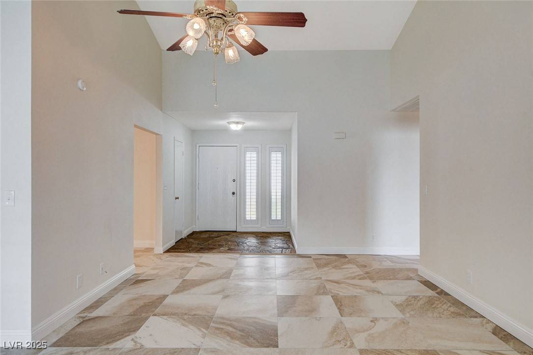 Las Vegas, NV 89103,4186 Walhaven CT