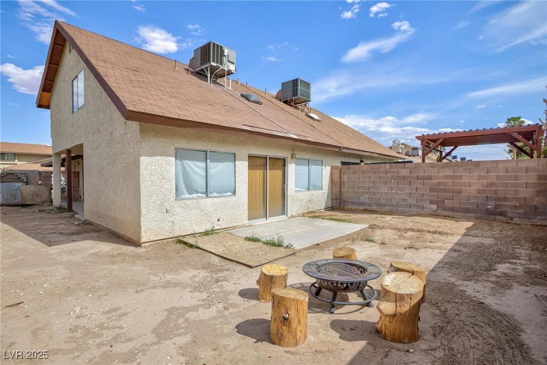 Las Vegas, NV 89115,3939 Jontue ST