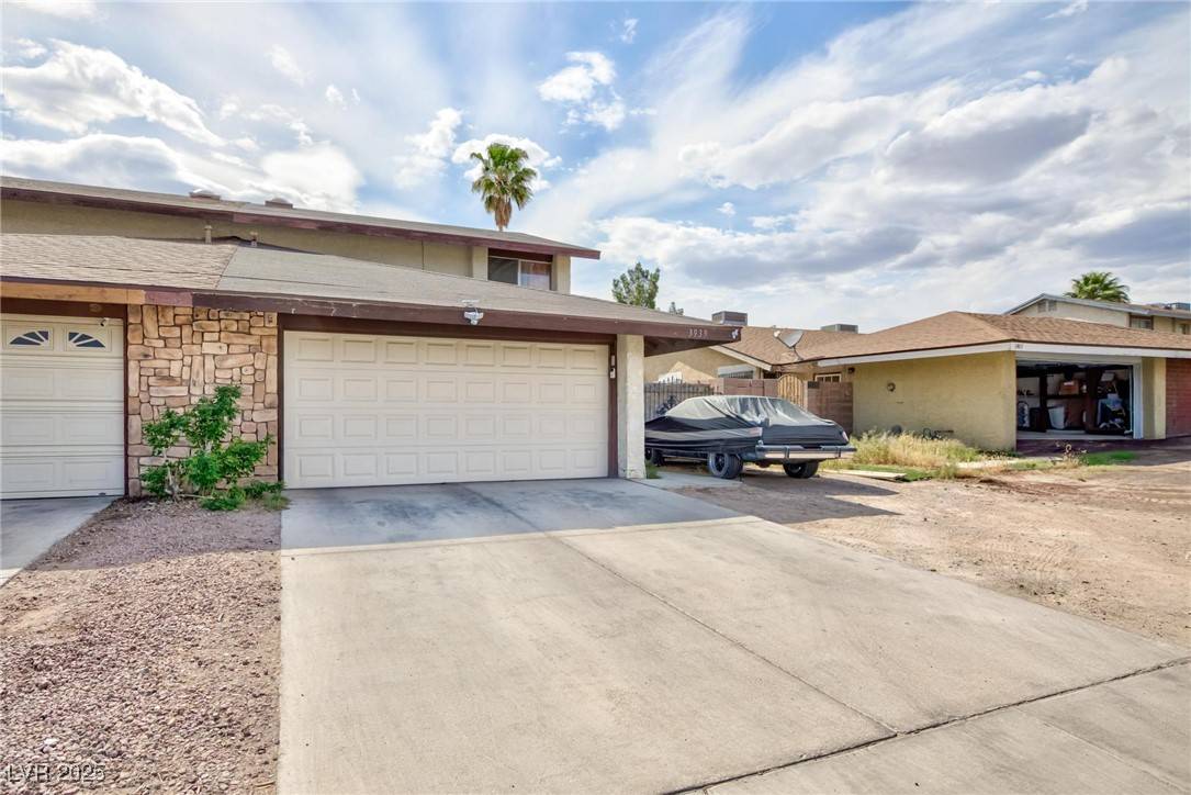 Las Vegas, NV 89115,3939 Jontue ST