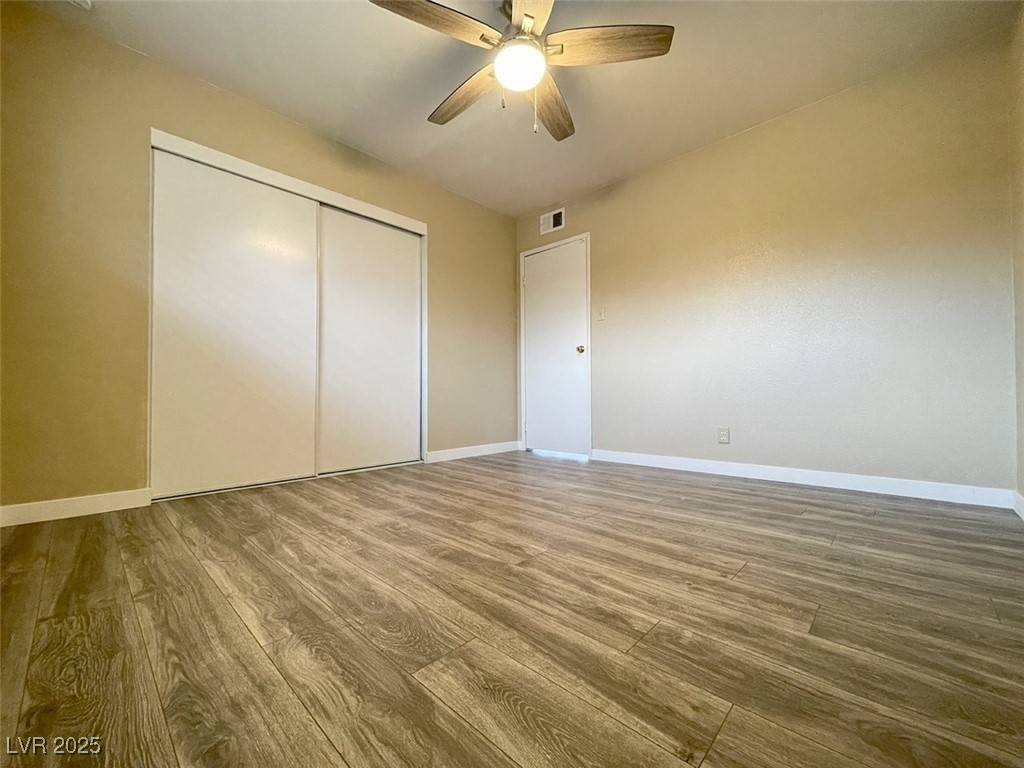 Las Vegas, NV 89169,3360 Athens ST #4