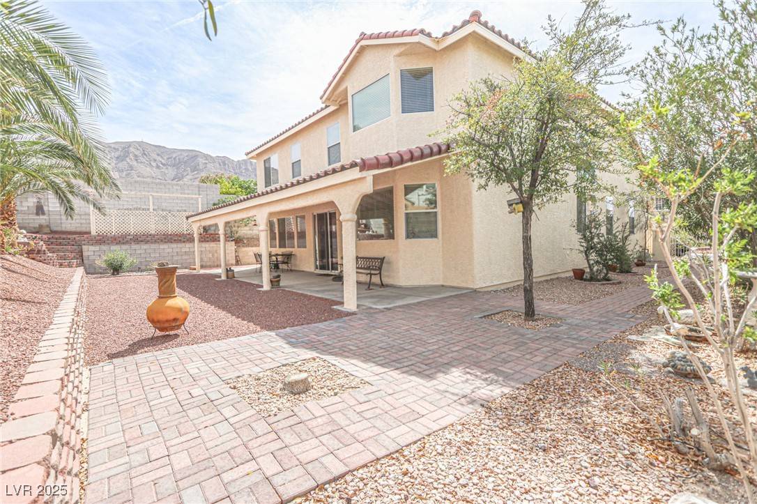 Las Vegas, NV 89110,6630 Cave Rock AVE