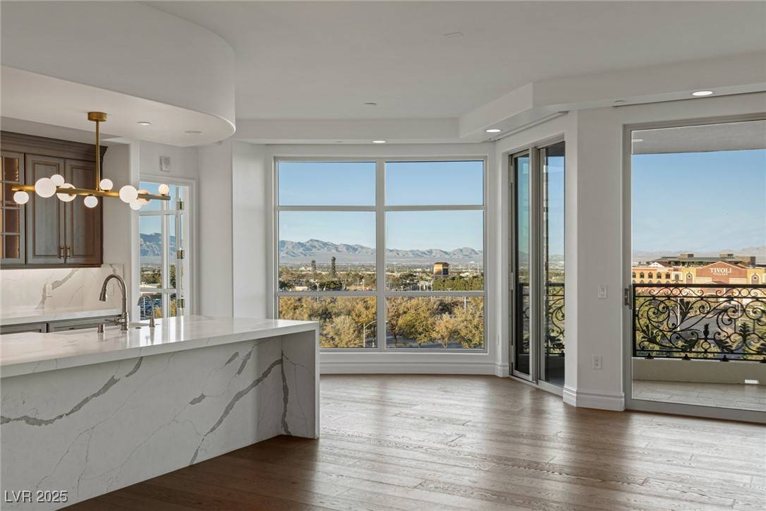 Las Vegas, NV 89145,9101 Alta DR #207