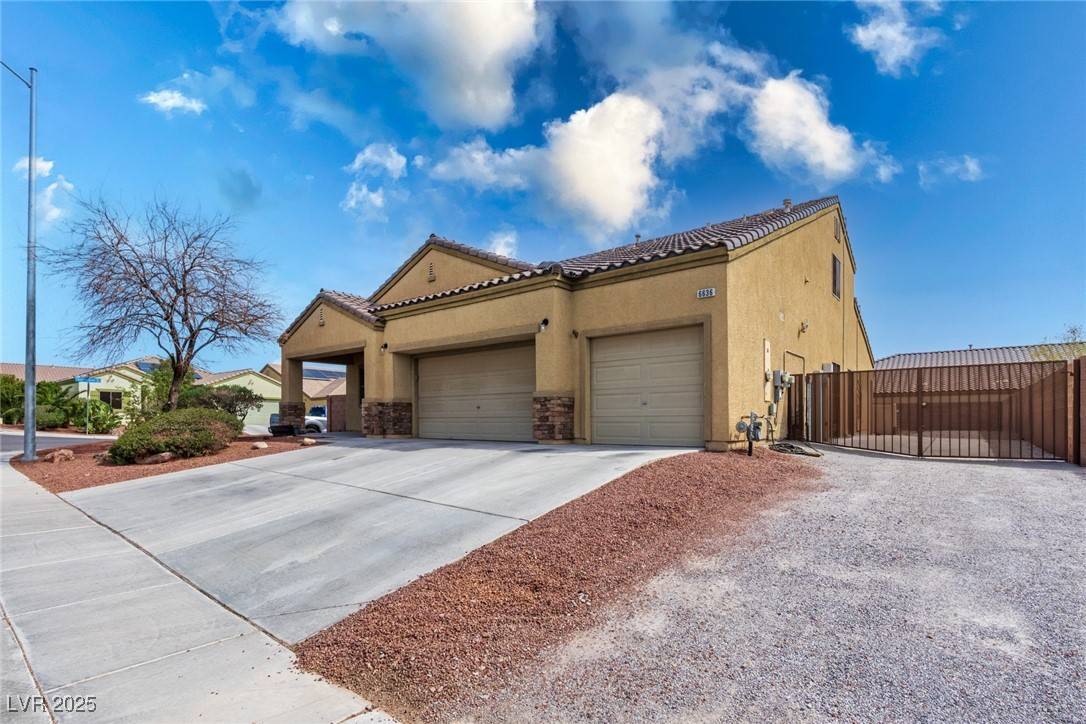 North Las Vegas, NV 89086,6636 Brent Scott ST