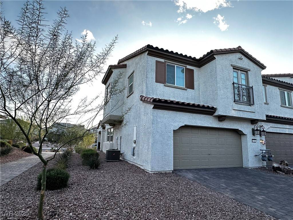 Henderson, NV 89011,727 Pickled Pepper PL