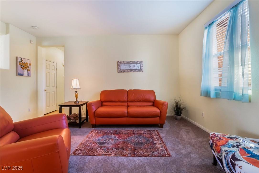 Henderson, NV 89012,208 Lynbrook ST
