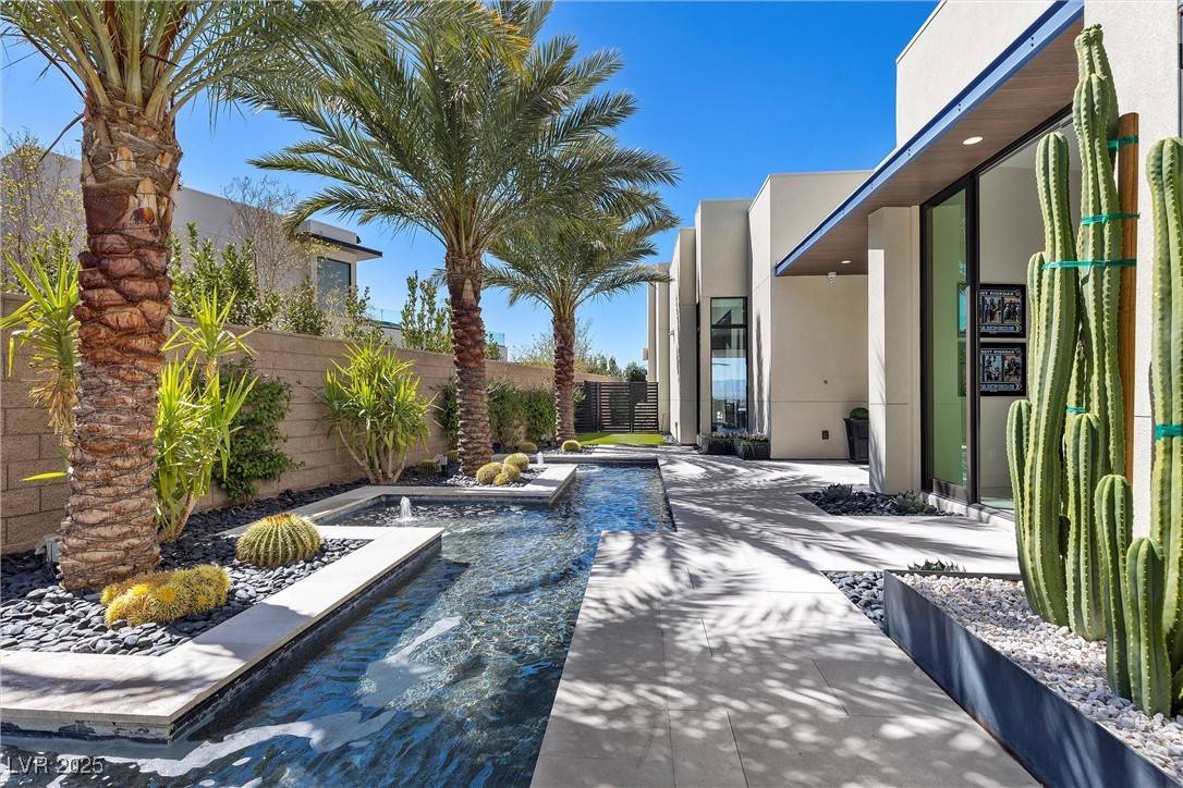 Henderson, NV 89012,535 Serenity Point DR