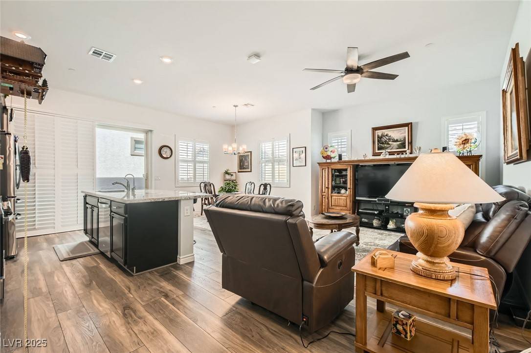 Henderson, NV 89011,216 Bellini Peak AVE