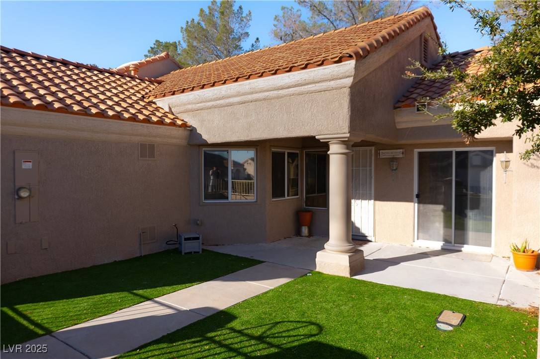 Las Vegas, NV 89134,2841 Bluff Point DR