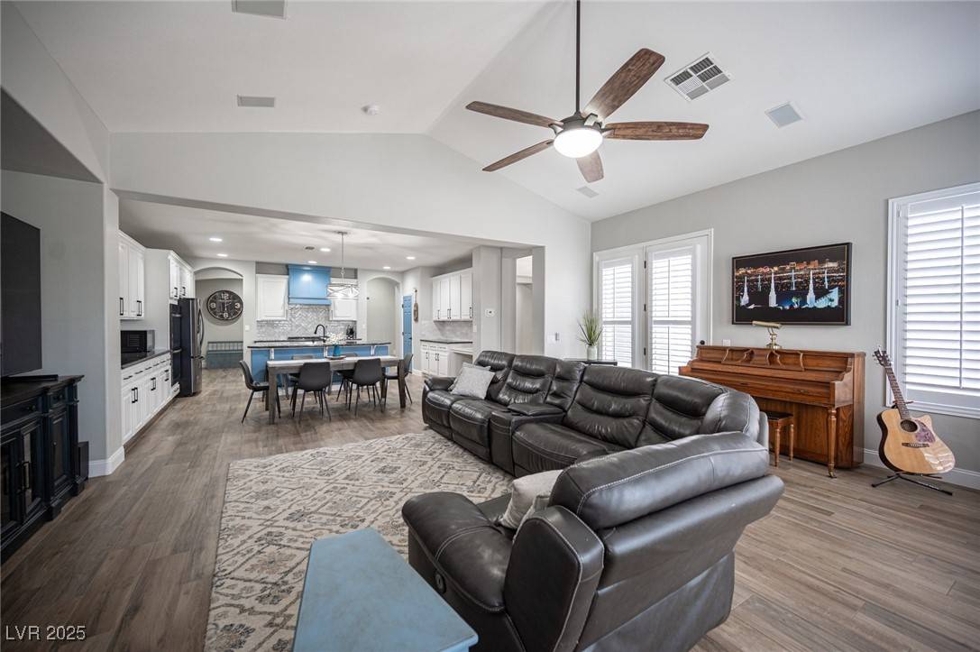 Las Vegas, NV 89131,5815 Pristine Falls AVE