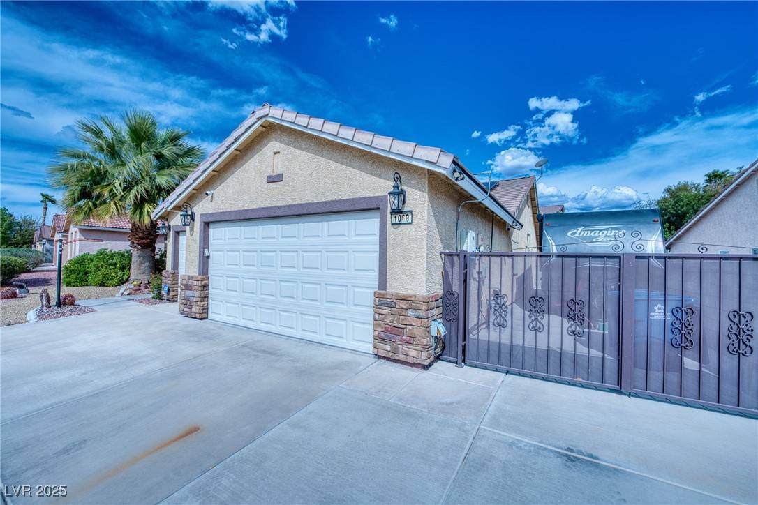 Henderson, NV 89015,1068 Pincay DR