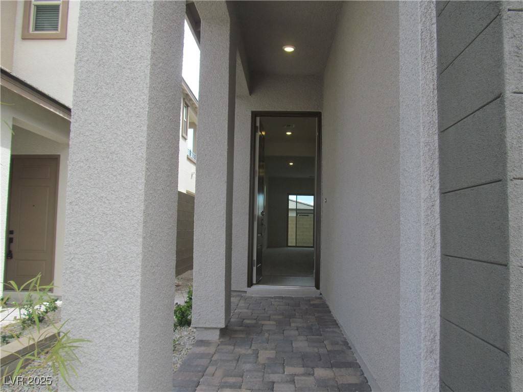 Las Vegas, NV 89138,1562 Rock Kestrel ST