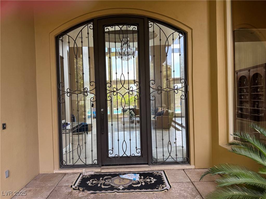 Henderson, NV 89052,4 Bloomfield Hills DR