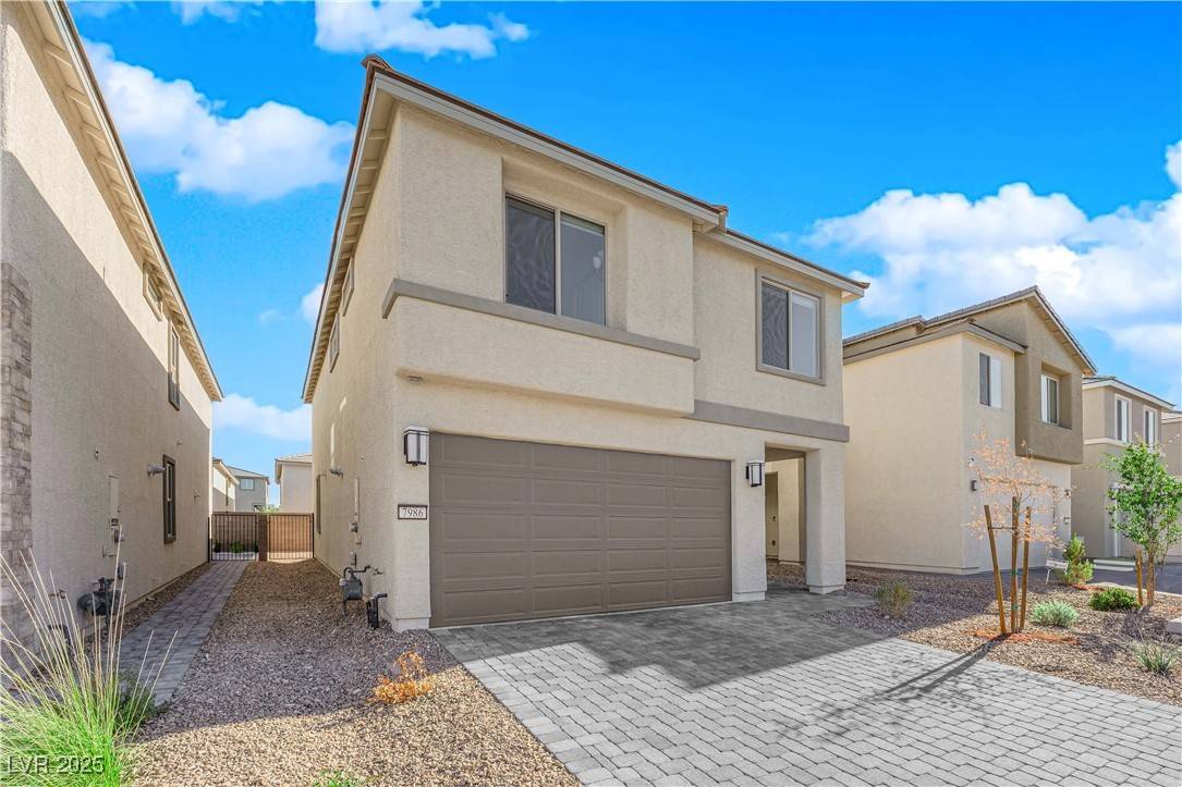 Las Vegas, NV 89113,7986 Adelaide Hills ST