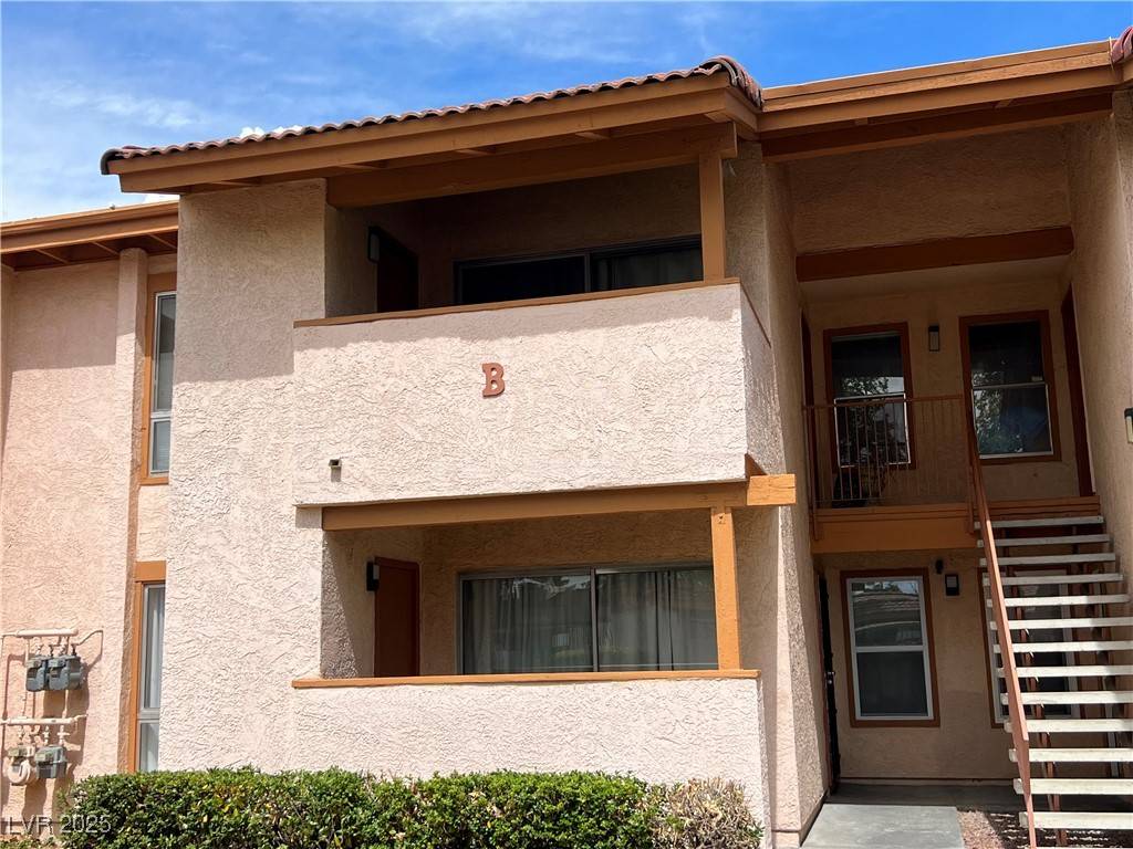 Las Vegas, NV 89119,1515 Reno AVE #B207