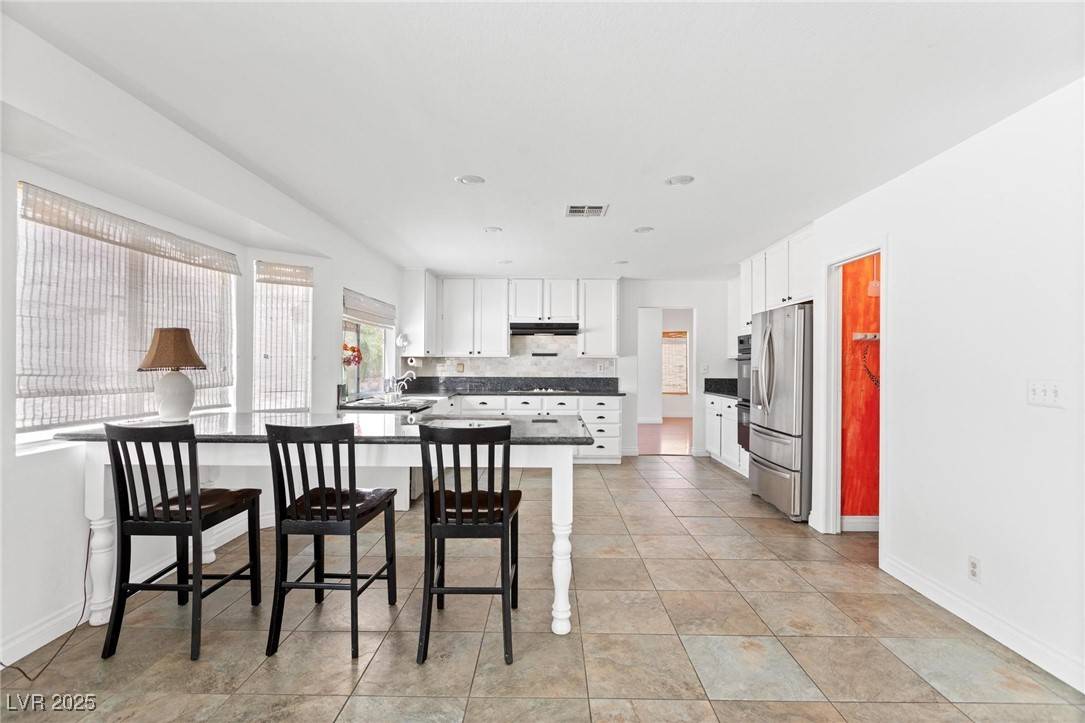 Las Vegas, NV 89117,10021 Skipper CT