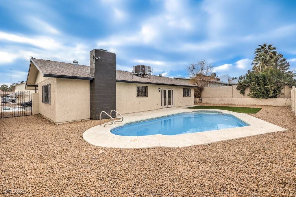 Las Vegas, NV 89120,4450 San Rafael AVE