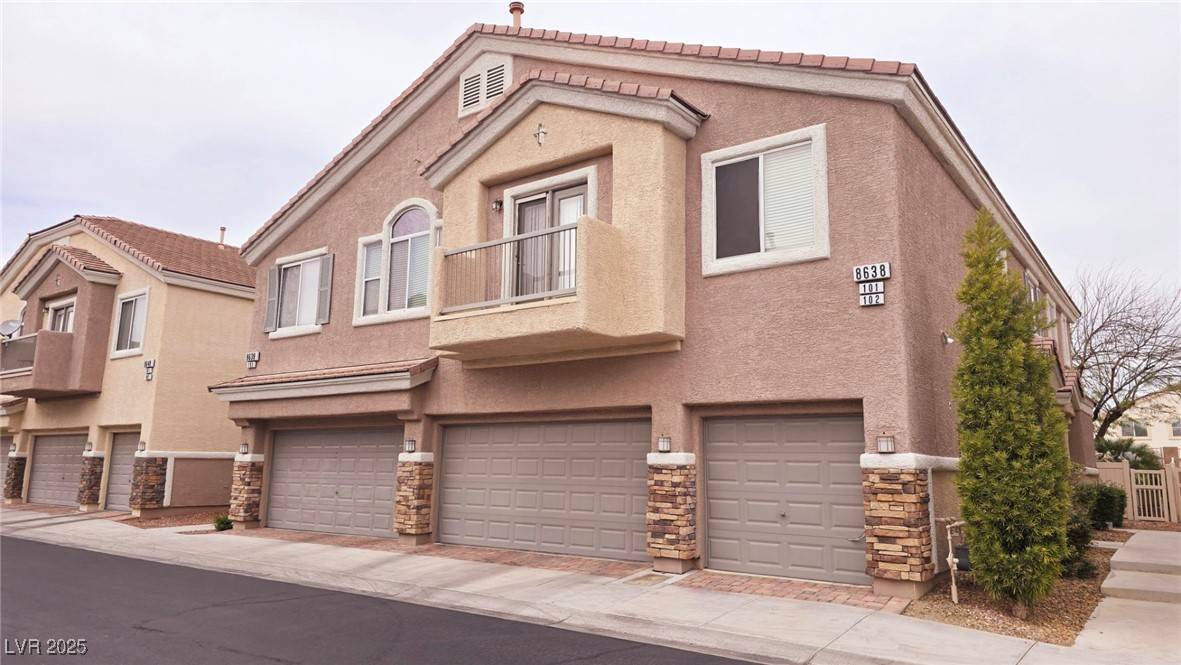Las Vegas, NV 89178,8638 Tom Noon AVE #102