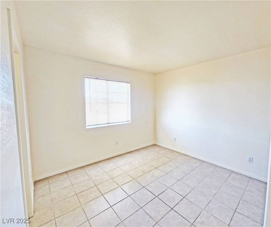 Pahrump, NV 89048,1521 Old West AVE #1