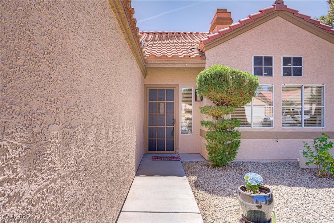 Henderson, NV 89014,1736 Saddleback CT