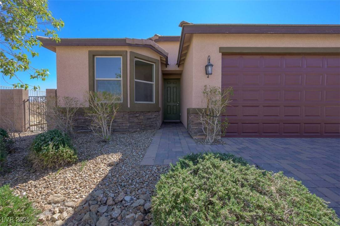 Laughlin, NV 89029,2039 Port Royal DR