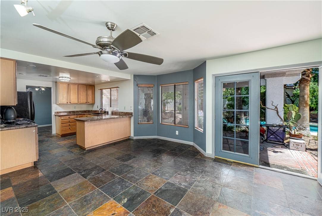 Las Vegas, NV 89117,2812 Shadow Creek CIR