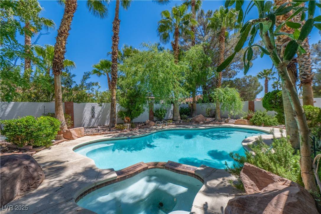Las Vegas, NV 89117,2812 Shadow Creek CIR