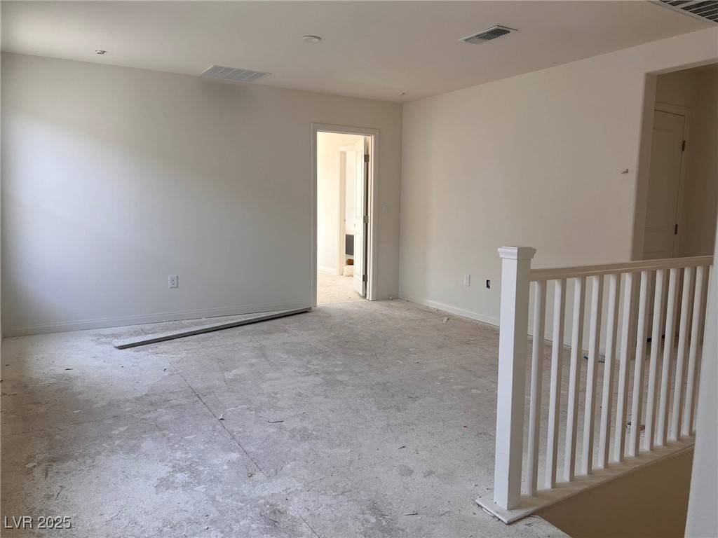 Las Vegas, NV 89166,9989 River Corral ST