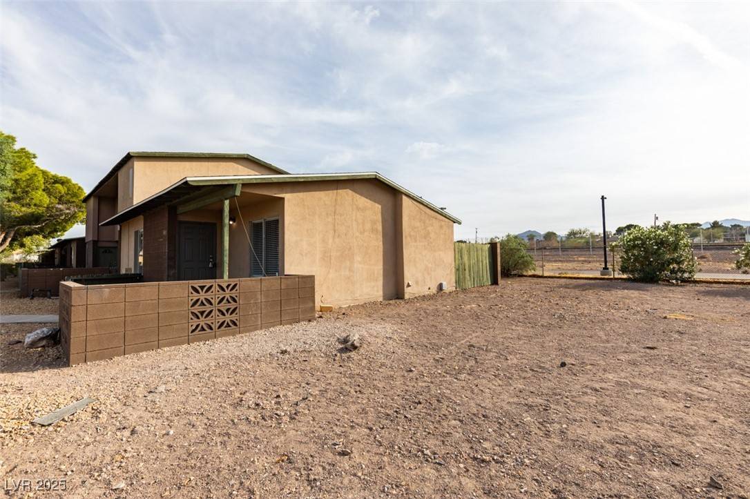 Henderson, NV 89015,345 E Van Wagenen ST