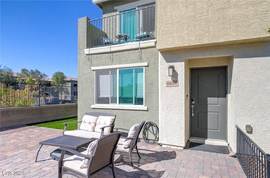 North Las Vegas, NV 89086,6804 Surf Green CT