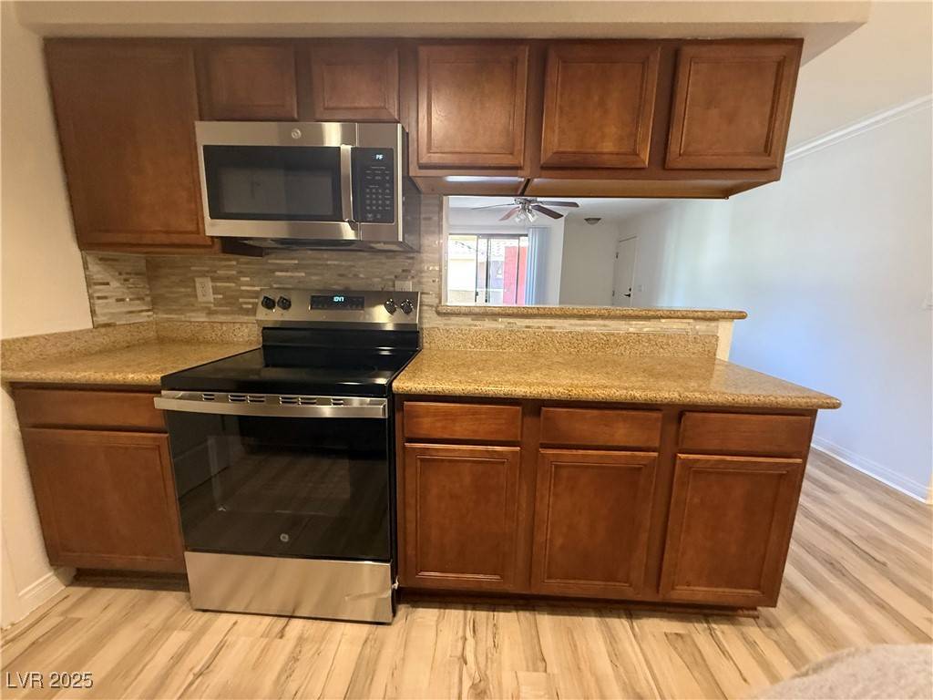Las Vegas, NV 89121,3135 S Mojave RD #214