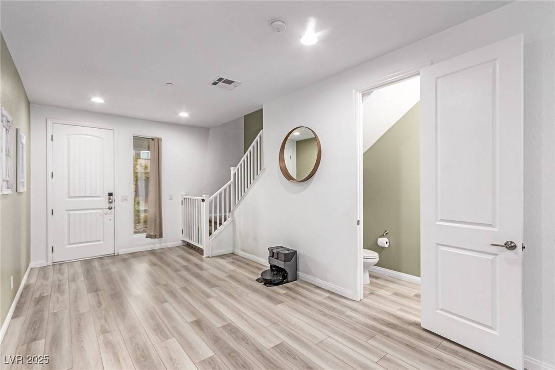 Las Vegas, NV 89166,8739 Scalpay ST