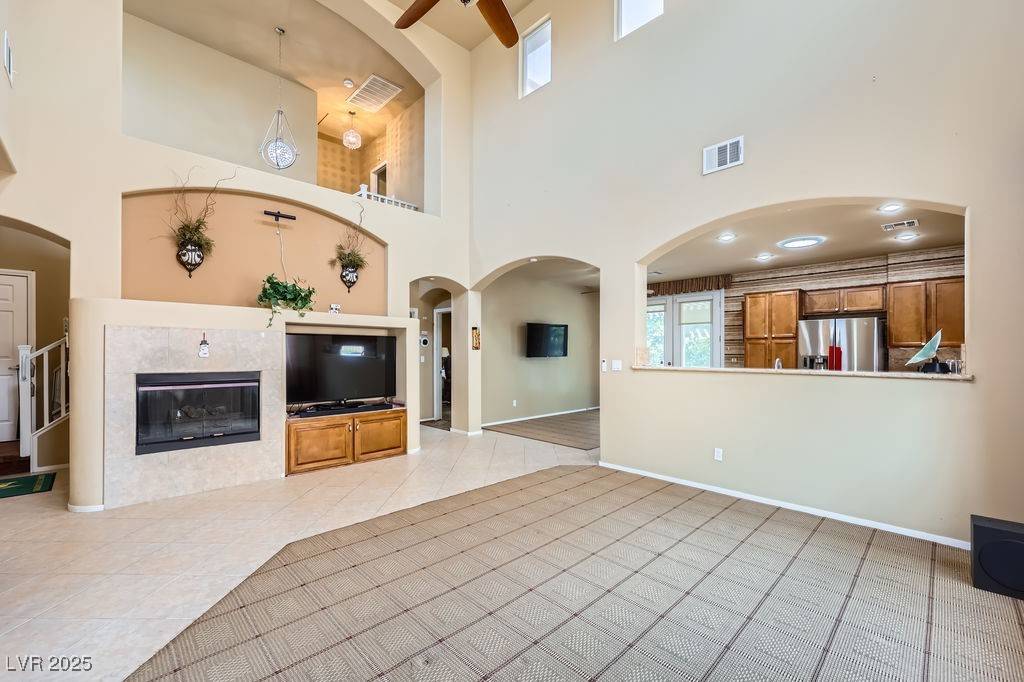 Henderson, NV 89012,215 Sunset Shower DR