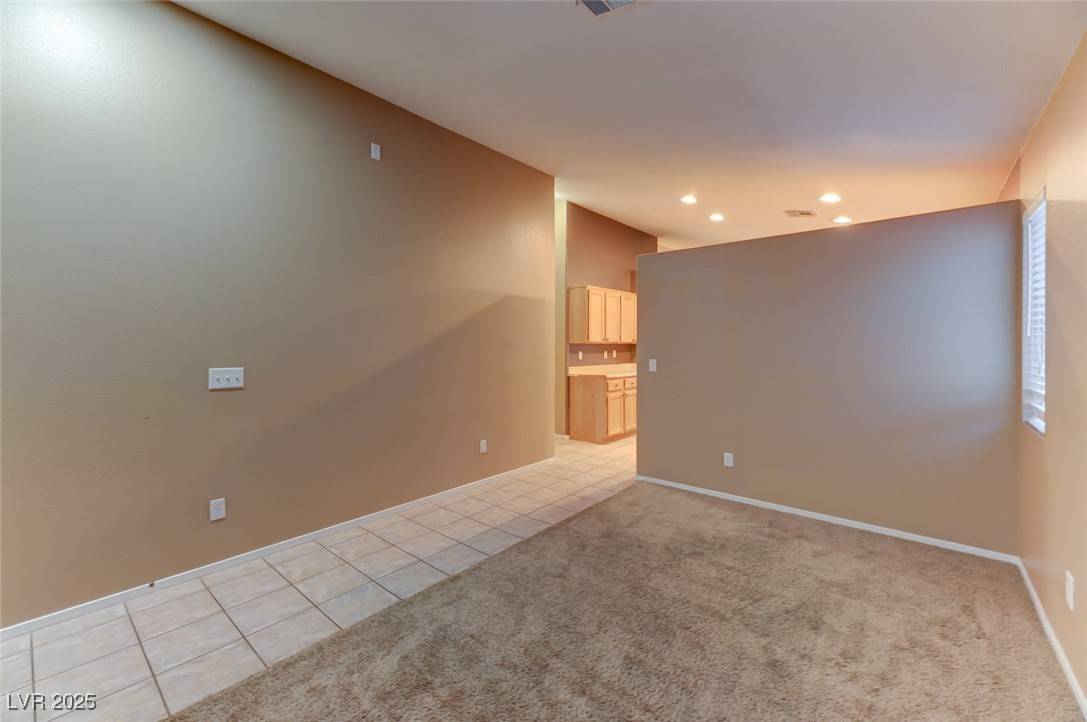 Las Vegas, NV 89143,9024 Iron Hitch AVE
