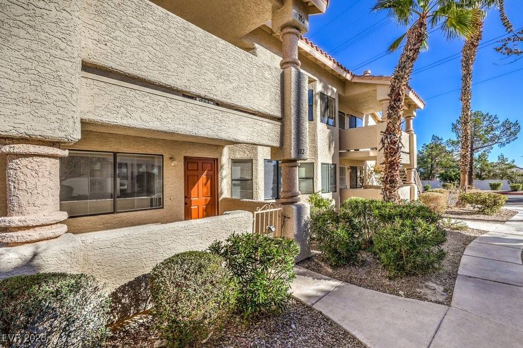 Las Vegas, NV 89128,1009 Sulphur Springs LN #102