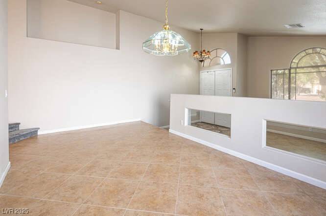 Henderson, NV 89012,284 Pointe Ranier AVE