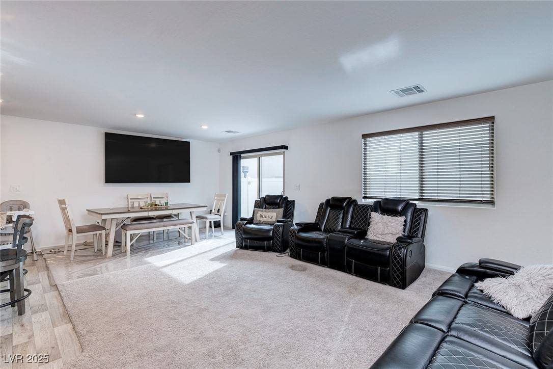 North Las Vegas, NV 89086,6937 Sol Brillante ST