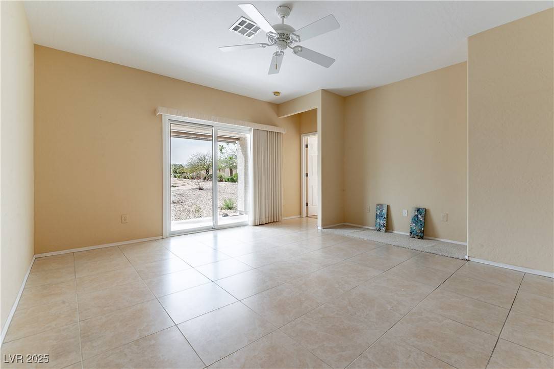 North Las Vegas, NV 89084,7925 Fantail DR