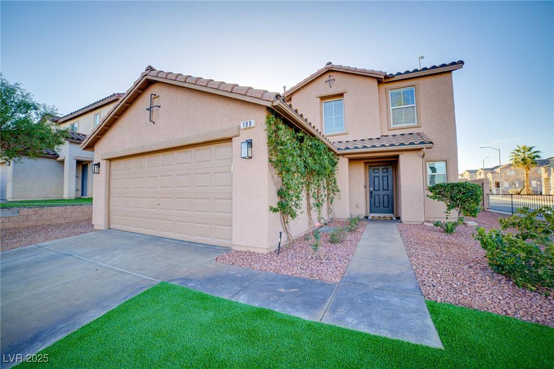 Henderson, NV 89012,189 Kings Canyon Court CT
