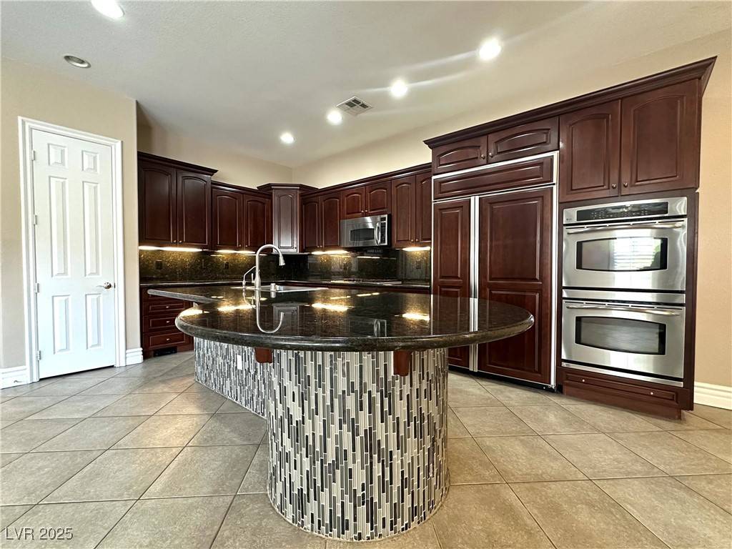 Las Vegas, NV 89178,10346 SWEET LAUREL ST