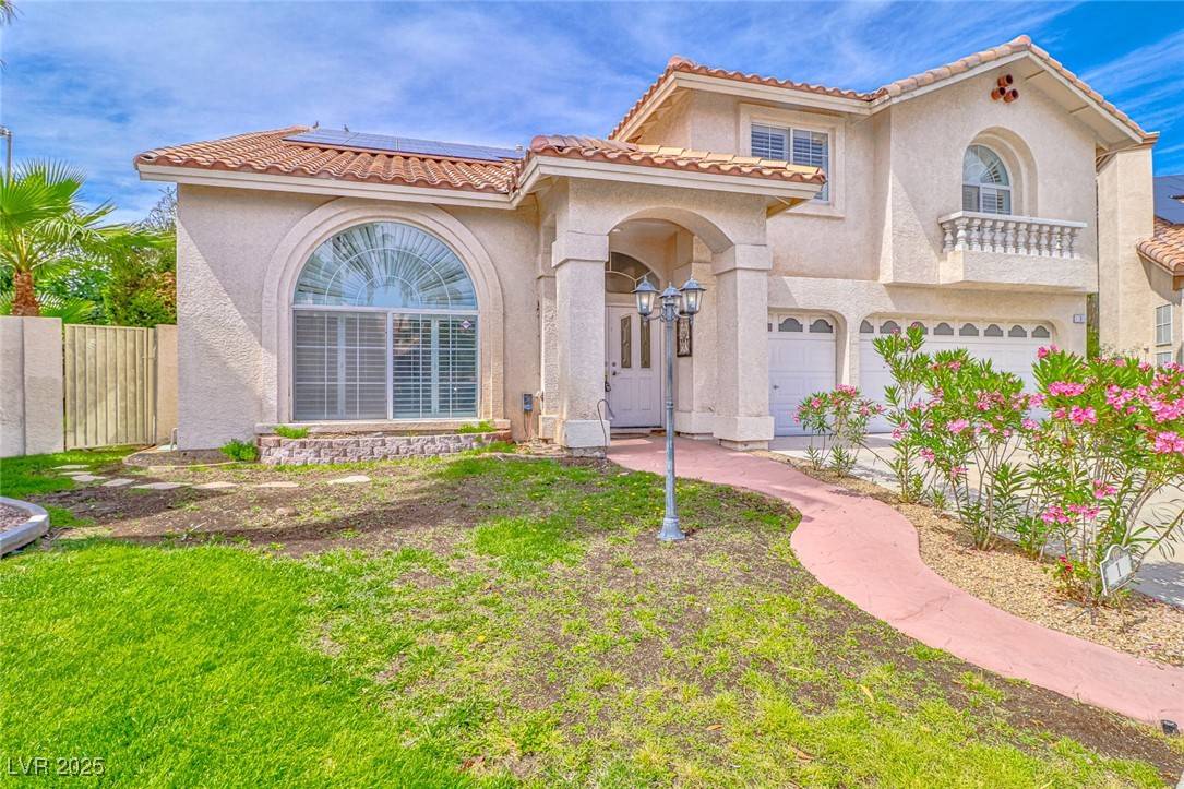 Henderson, NV 89074,1 Red Fawn CT